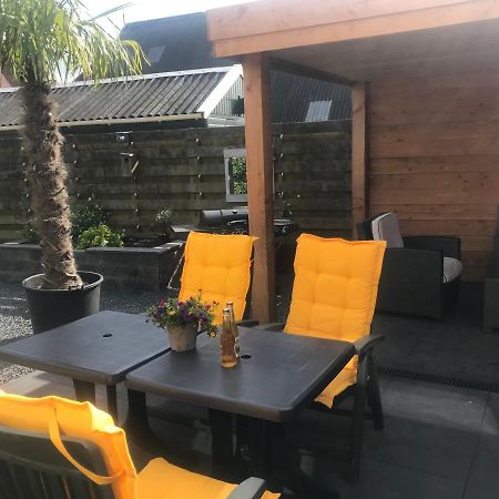 Vakantie Aan De Lauwers Gerkesklooster Esterno foto