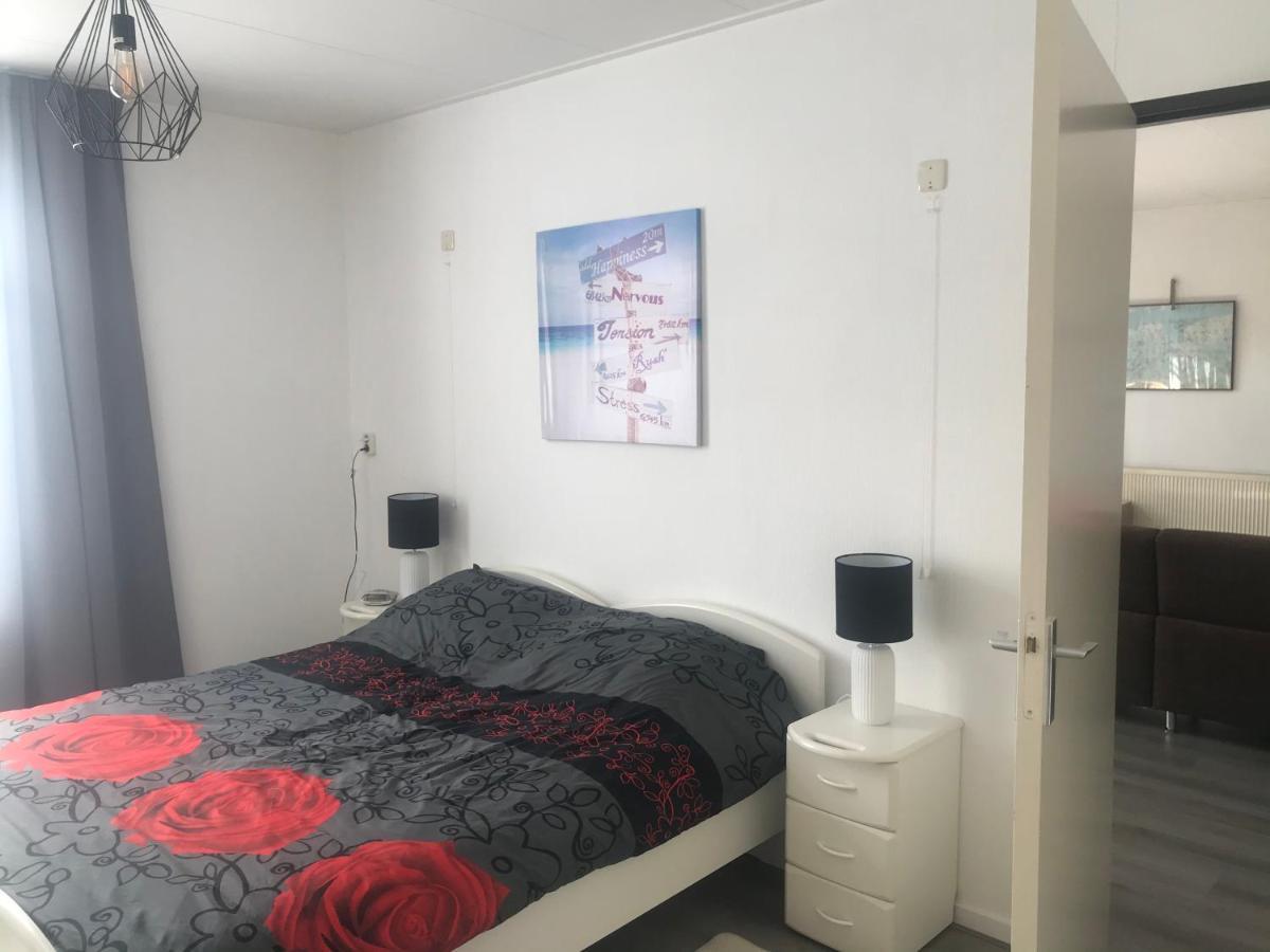 Vakantie Aan De Lauwers Gerkesklooster Esterno foto